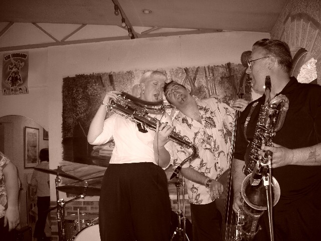 min 2006 06 11 guinguette mp 280